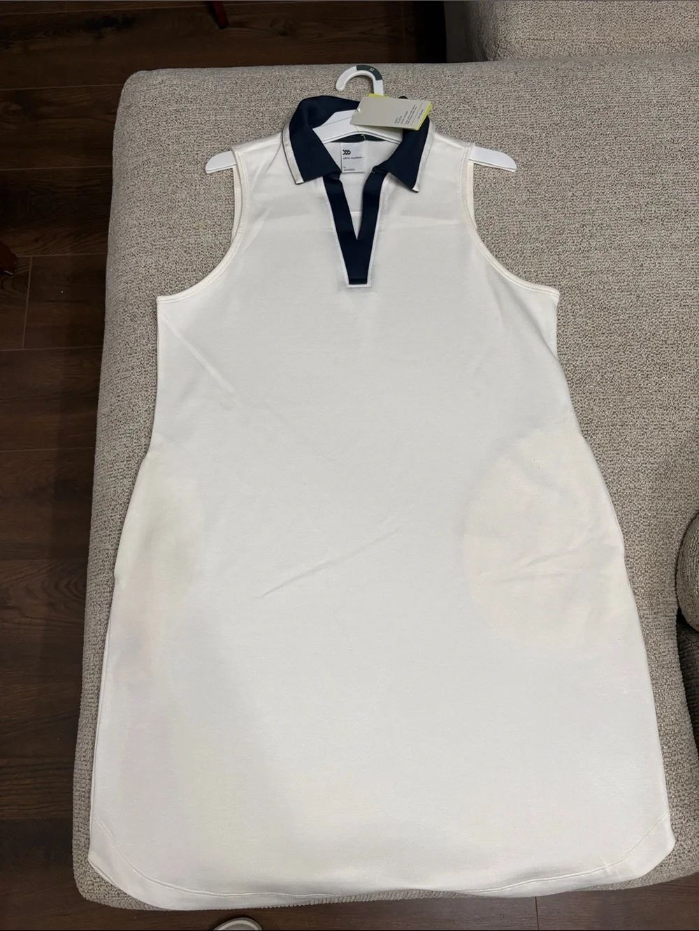 all in motion White Polo Dress with Navy Trim Size Medium